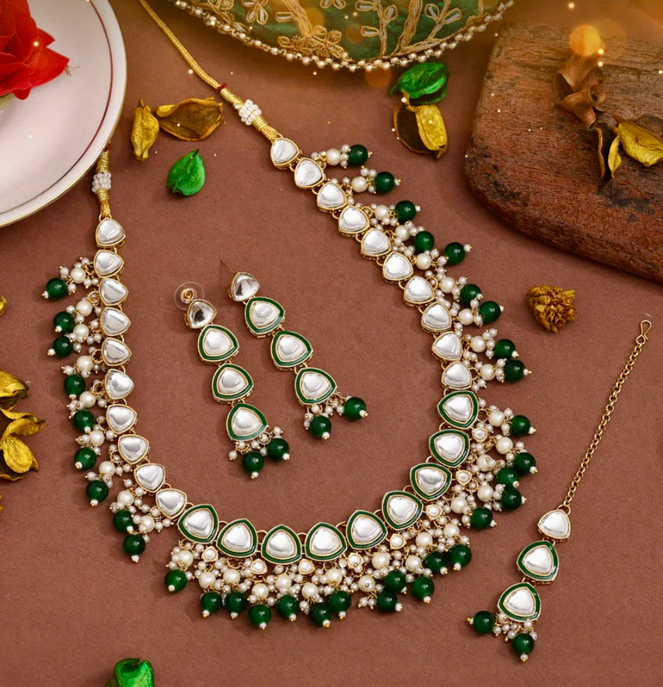 Fashion Necklace Set