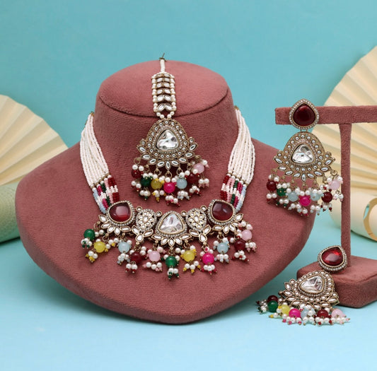 Gorgeous Fashion Necklace Set