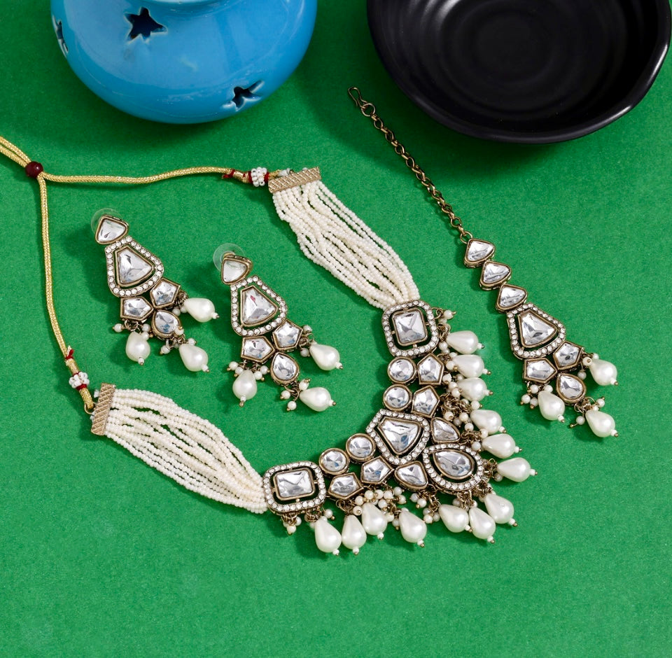 Gorgeous Fashion Necklace Set