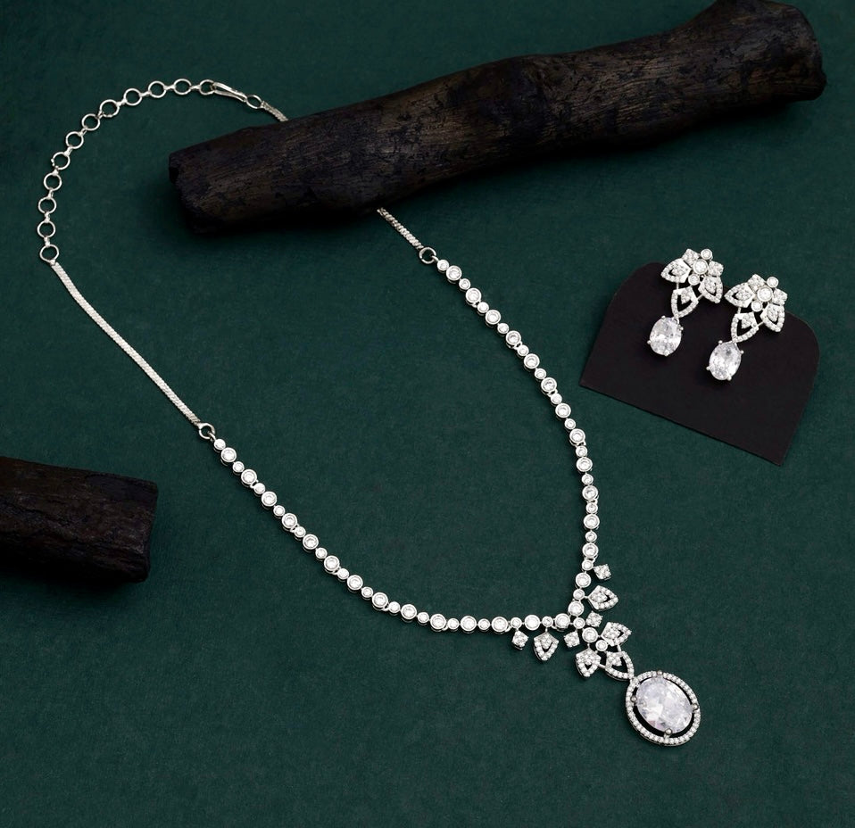 Beautiful AD Necklace Set