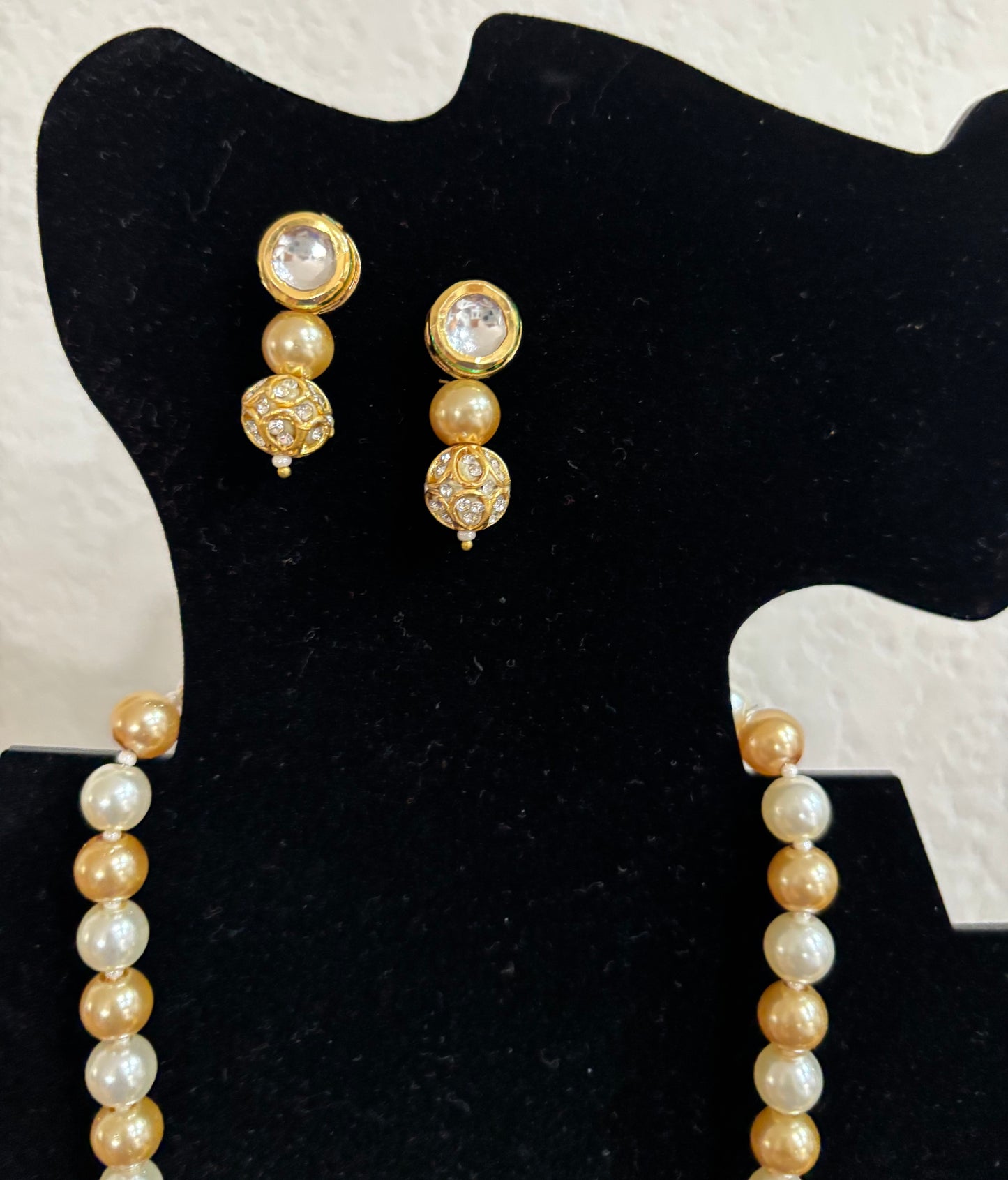 Beautiful Fashion Necklace Set