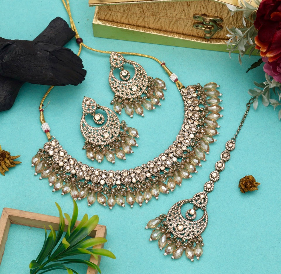 Gorgeous Fashion Necklace Set