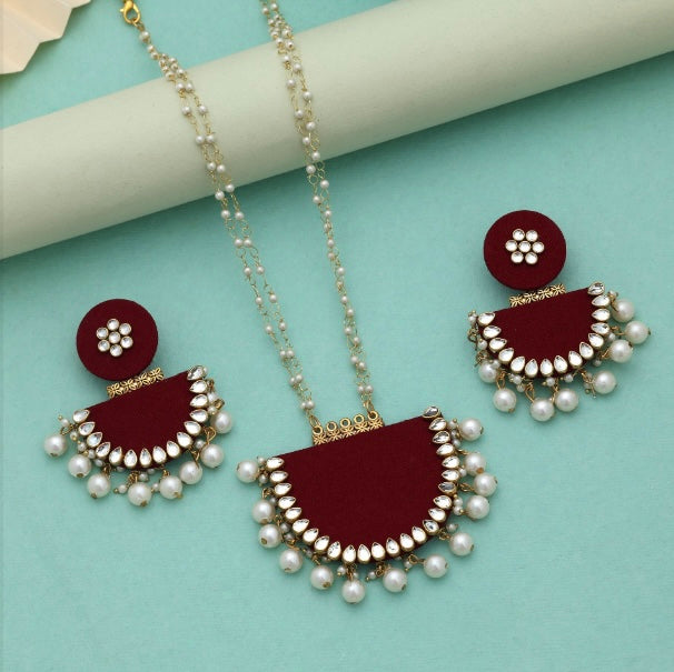 Beautiful Wooden Handcrafted Necklace Set