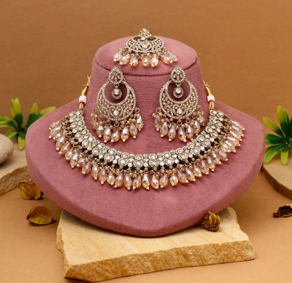 Gorgeous Fashion Necklace Set