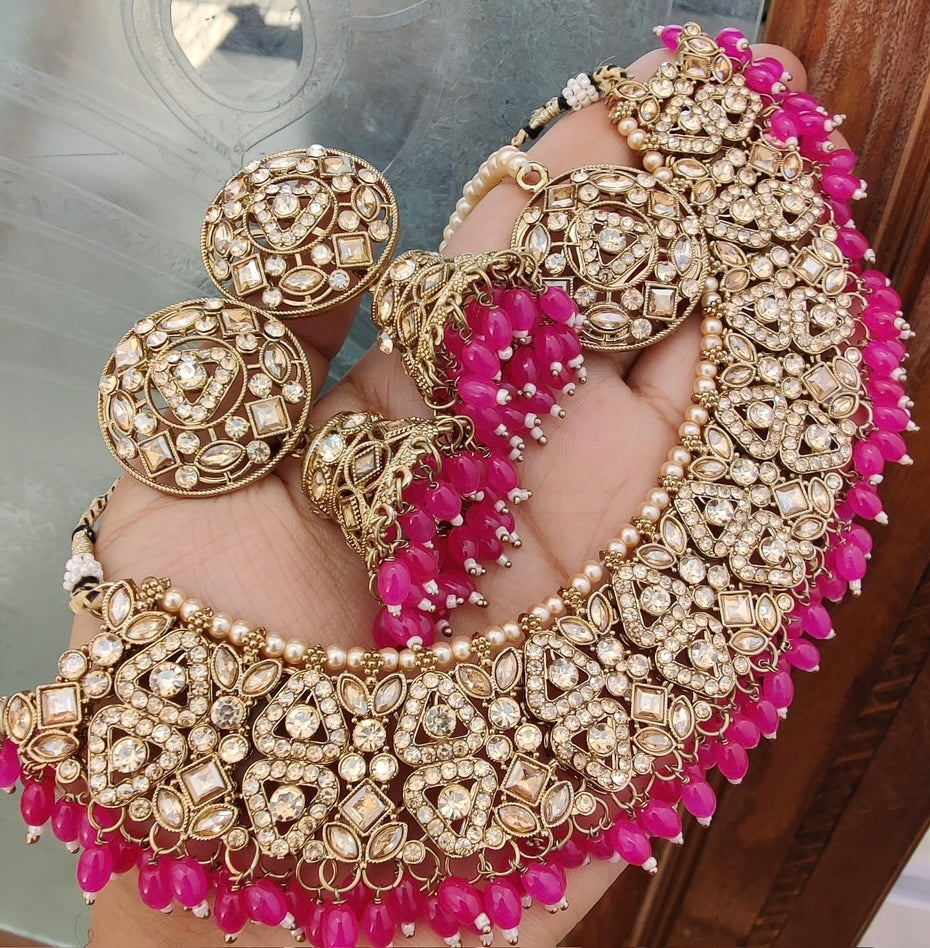 Gorgeous Rhinestone Necklace Set