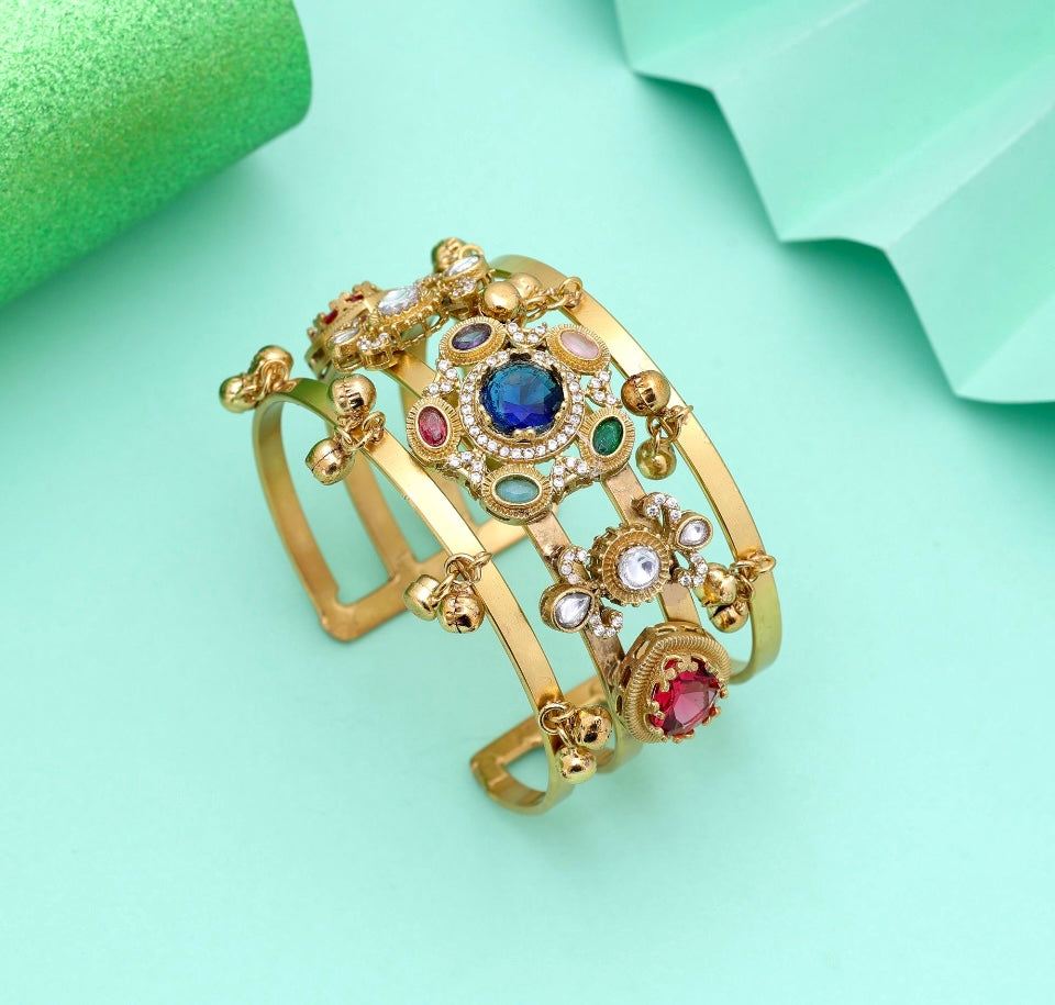 Gorgeous Ad Bracelet