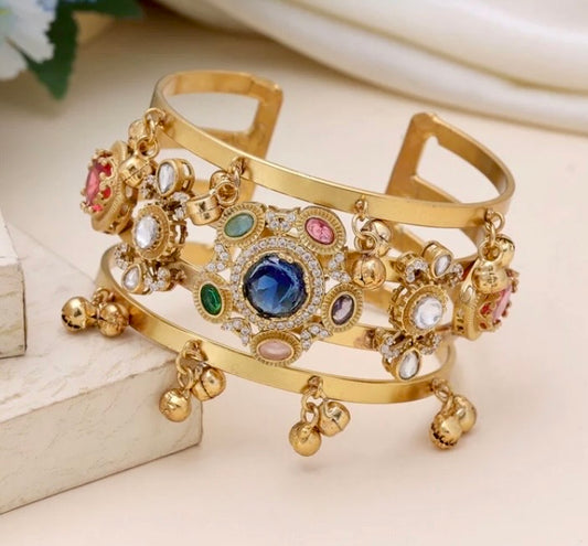 Gorgeous Ad Bracelet