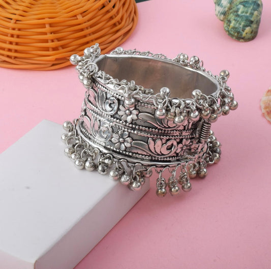 Fashion Oxidized Cuff Openable Bangle/Bracelet