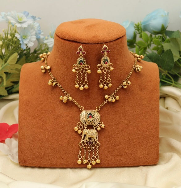 Fashion Kashmiri Necklace Set
