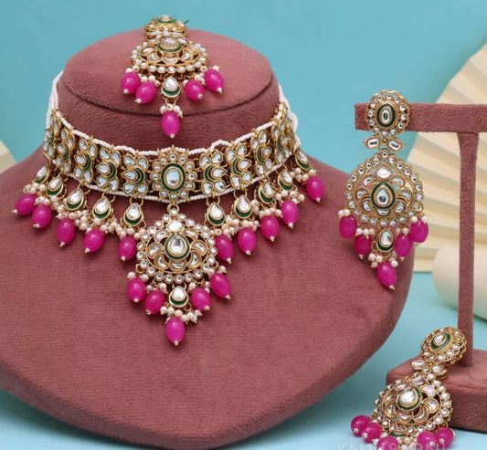 Fashion Choker Necklace Set