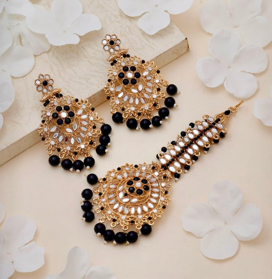 Gorgeous Maang Tikka Set