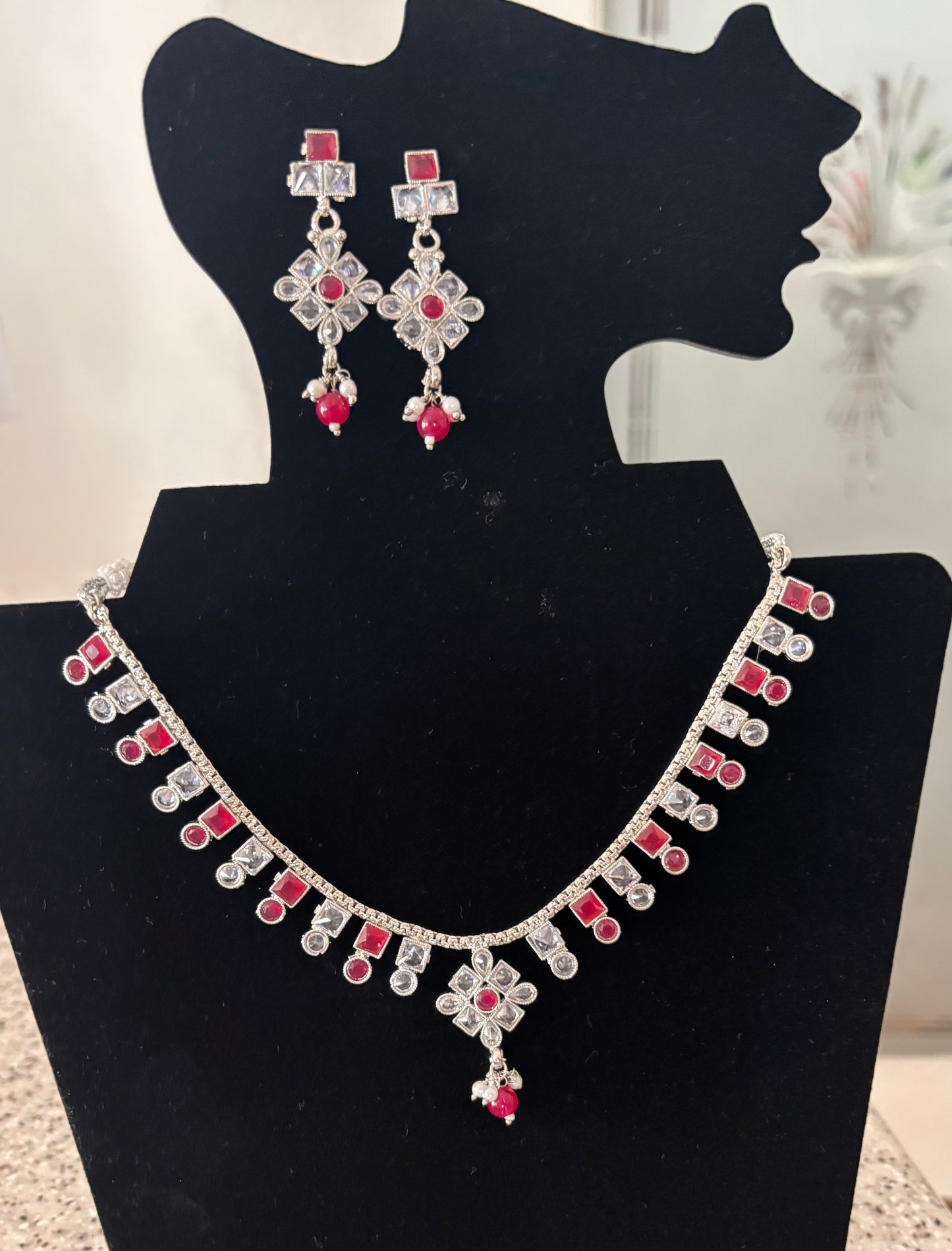 Fashion Necklace Set