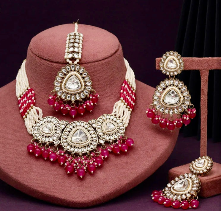 Fashion Necklace Set