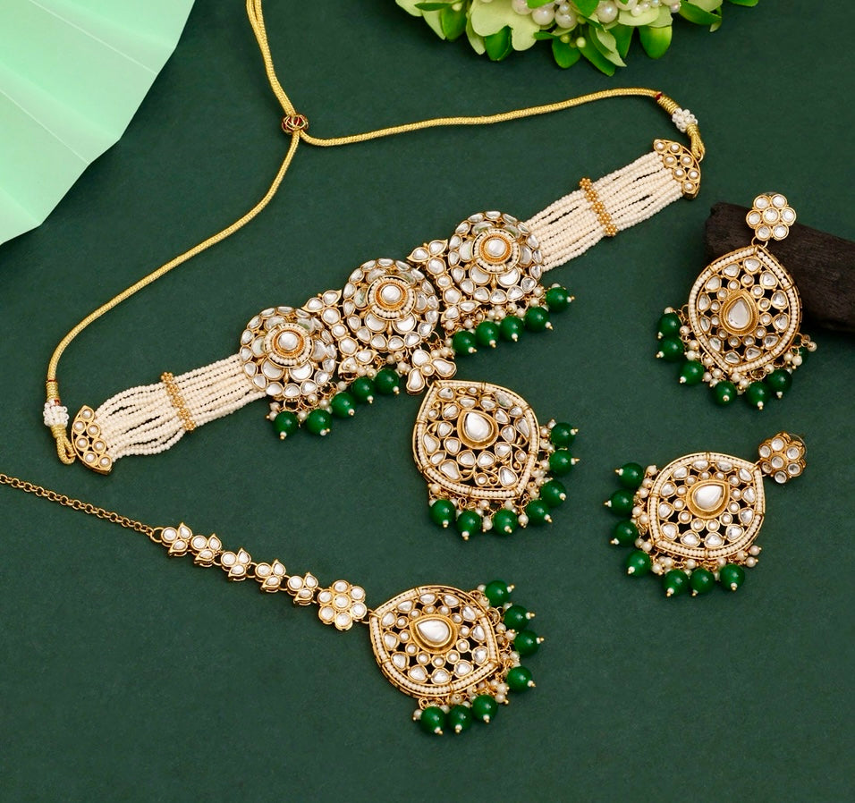 Gorgeous Fashion Choker Necklace Set