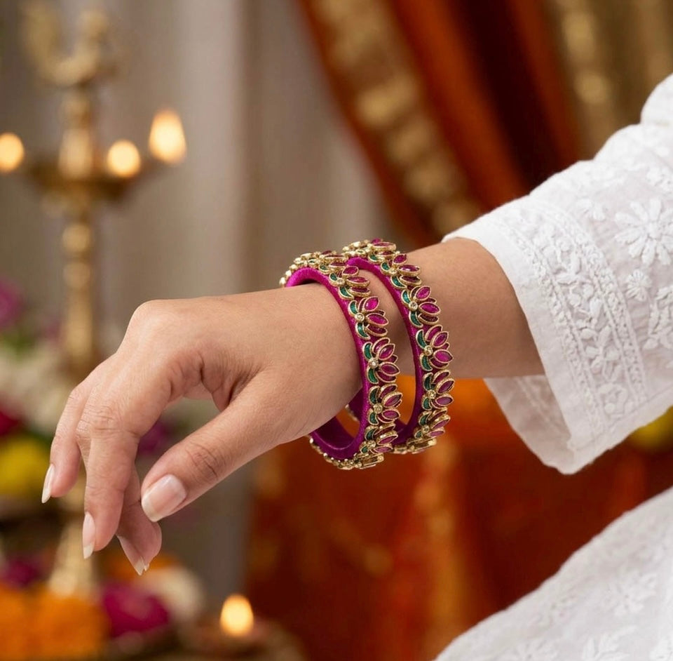 Gorgeous Lotus Design Bangle Set