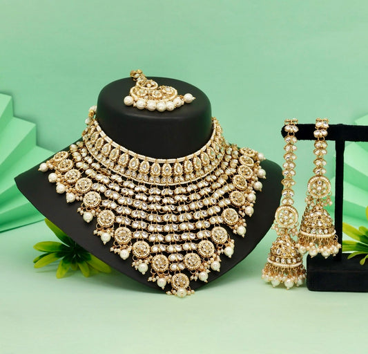 Gorgeous Fashion Necklace Set