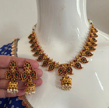 Load image into Gallery viewer, Fashion Necklace Set